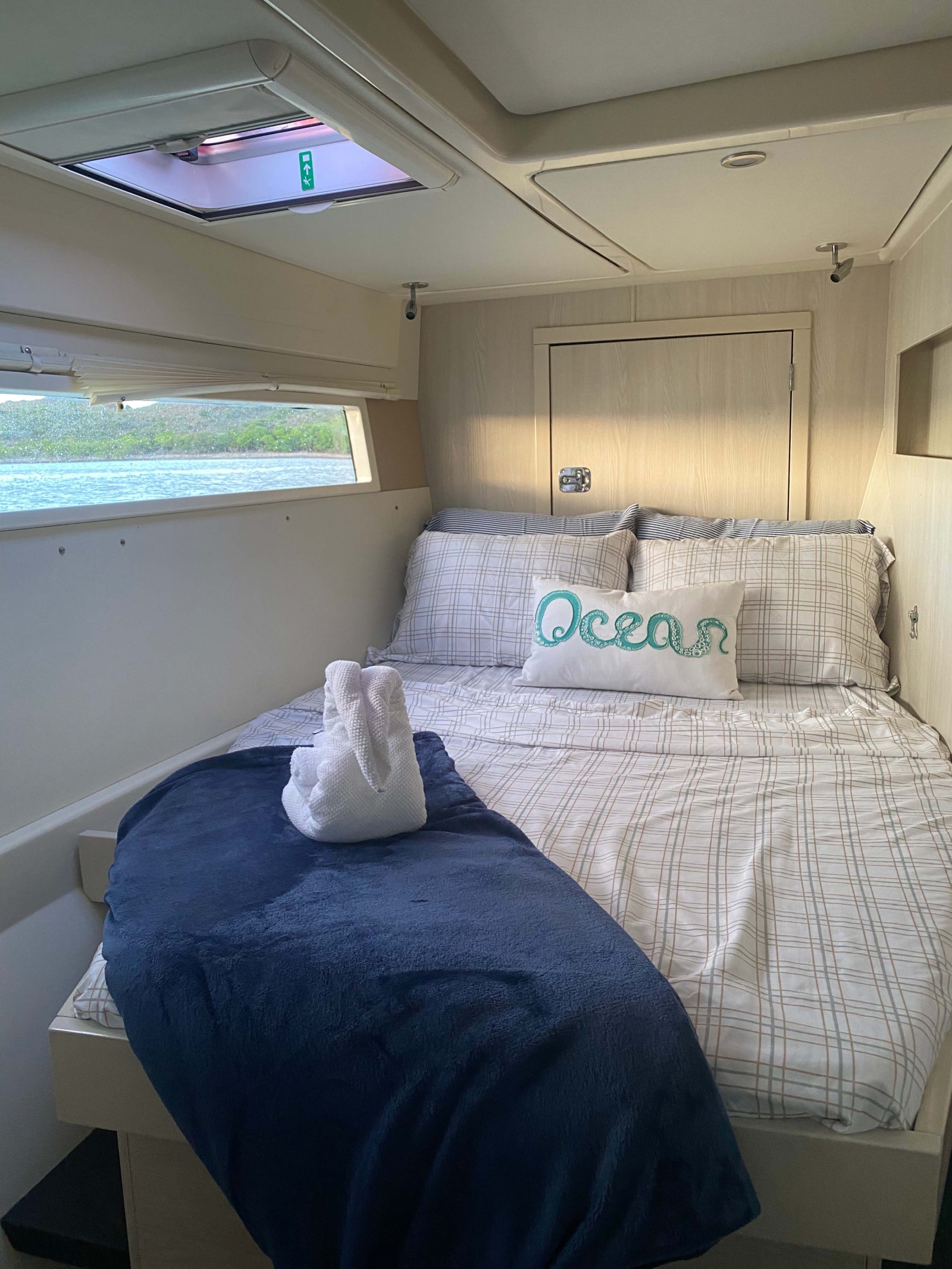 Caribbean Catamaran - Image 10
