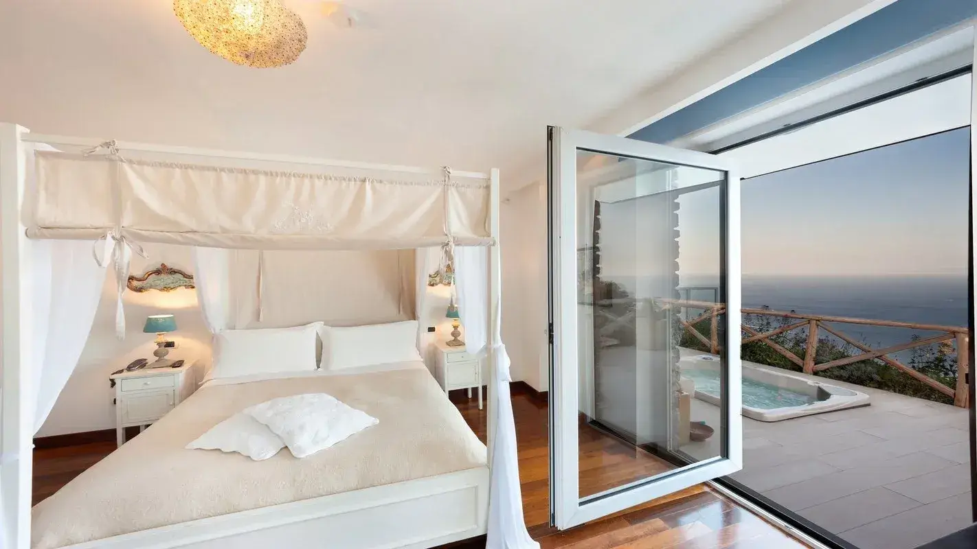 Amalfi Coast Villa for 8 - Image 4