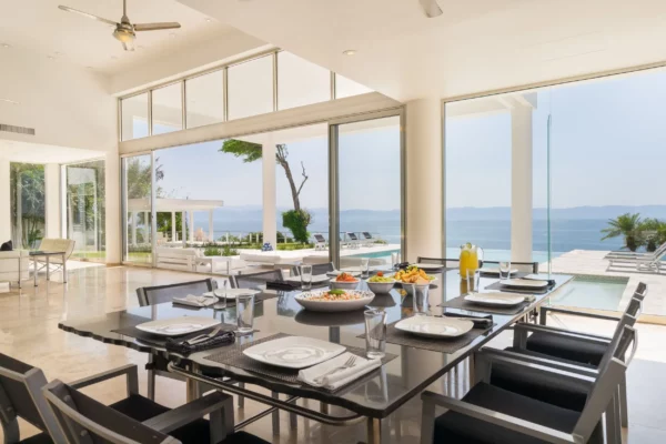 Oceanfront Opulence for 10