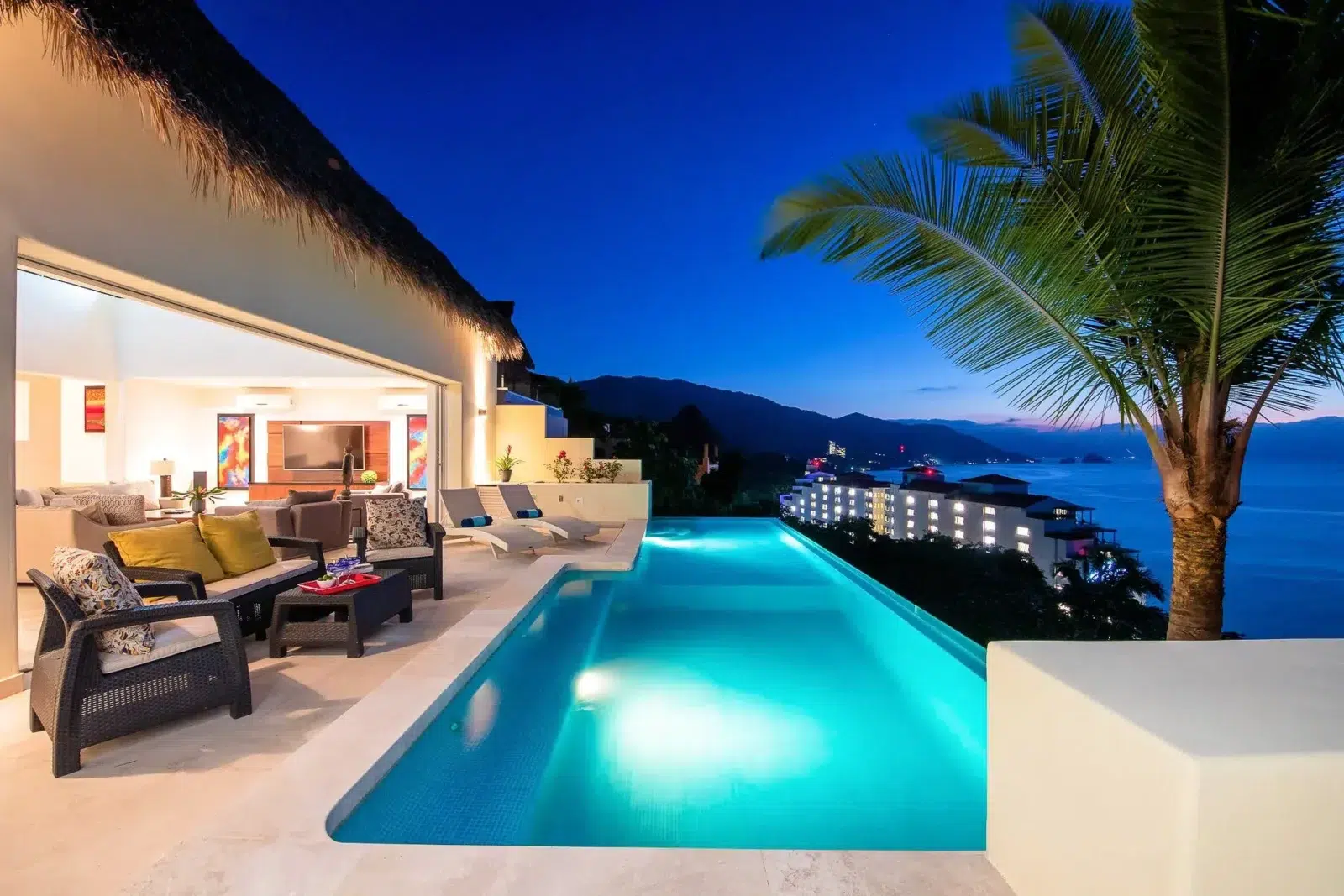 Captivating Puerto Vallarta for 8