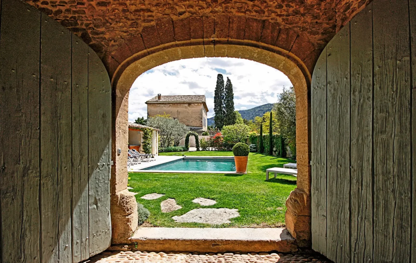 Perfect Provence For 10 - Image 8
