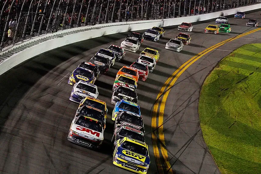 Daytona 500 for 2 - Image 4
