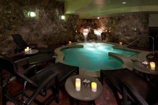 Breckenridge Ski Break for 2+