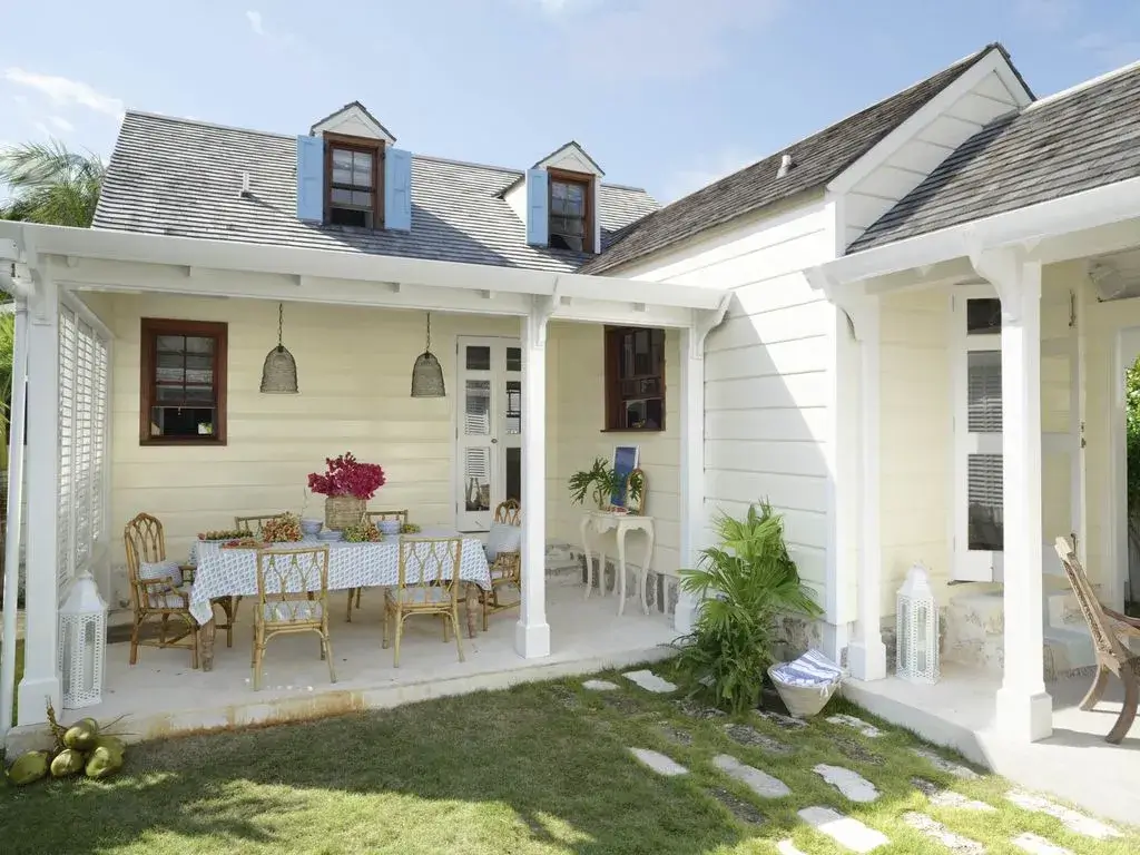 Harbor Island Home For 6