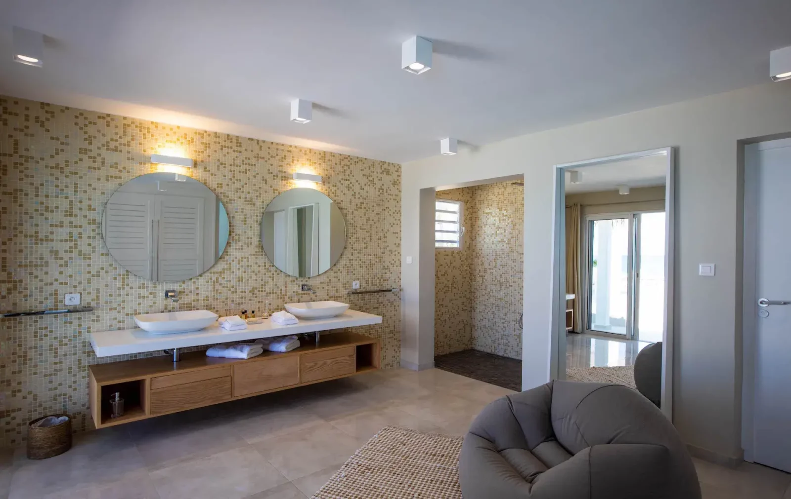 Plum Bay St. Martin - Image 5