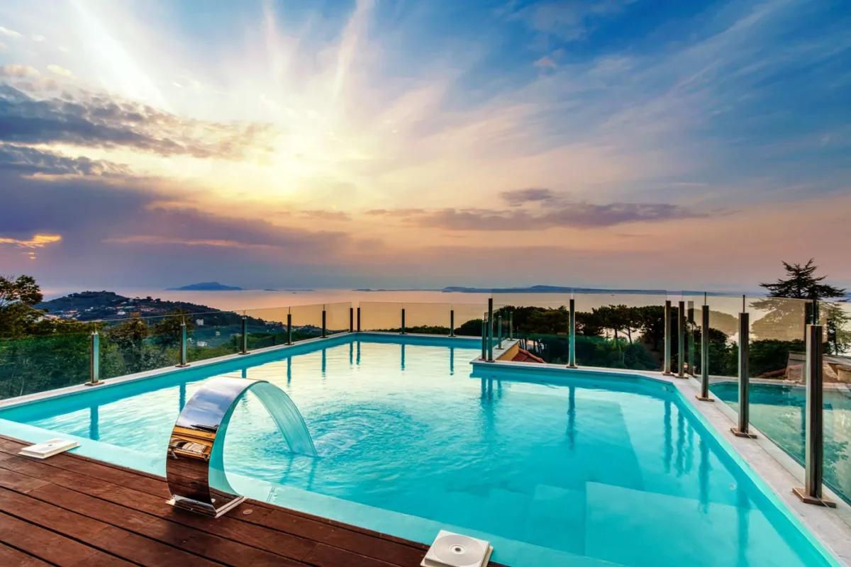 Stunning Sorrento for 10