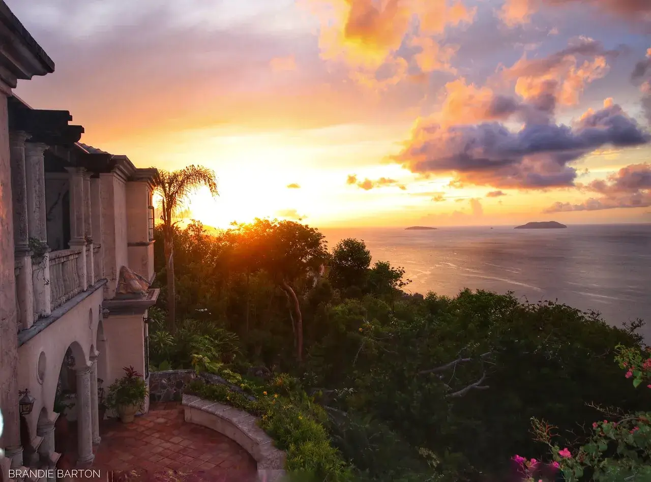 Stunning St John for 8 - Image 8
